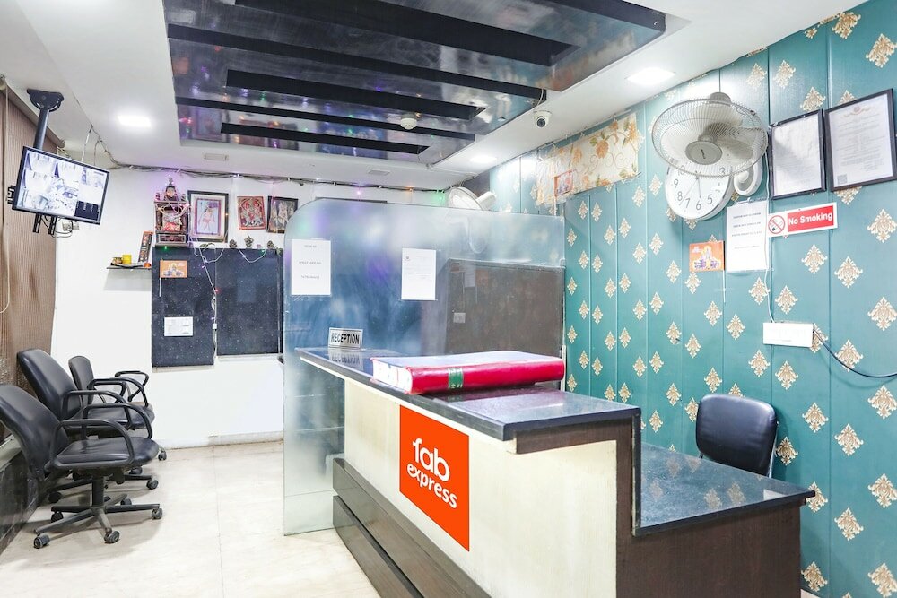 Фото Oyo 464 Hotel Lotus Palace