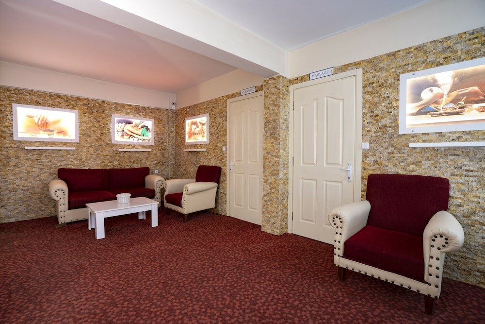 Фото Ayapam Hotel