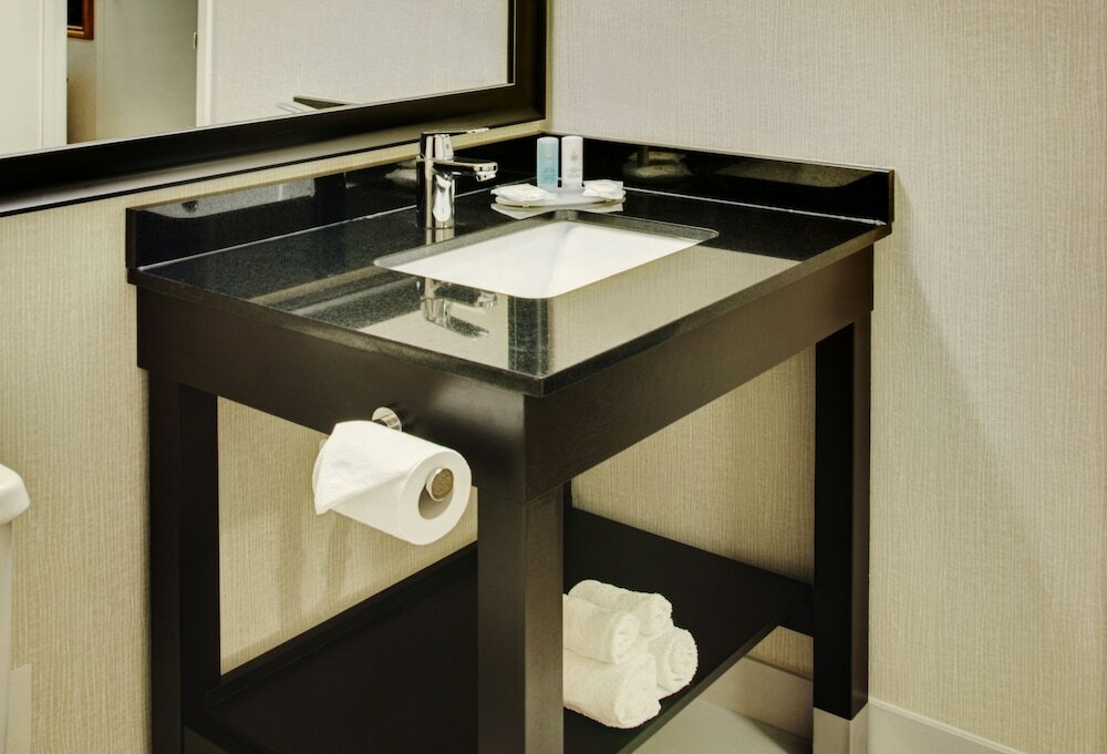 Фото Comfort Inn Belleville