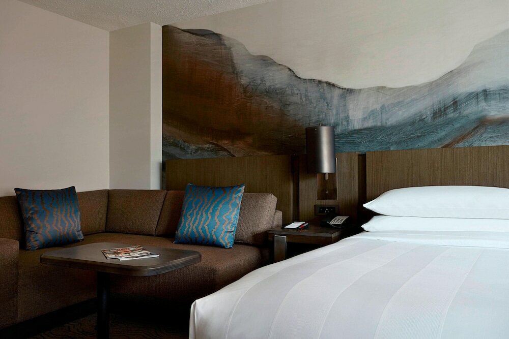 Фото Calgary Marriott Downtown Hotel