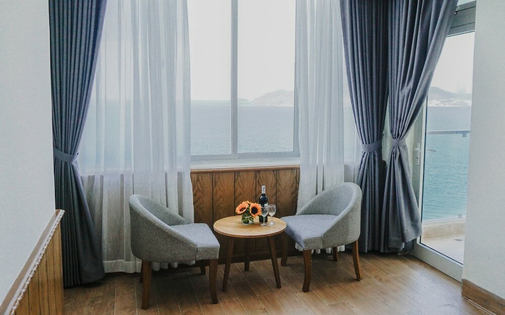 Фото Quang Vinh Hotel