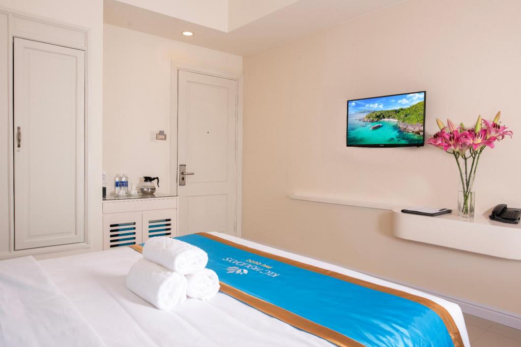 Фото Gold Beach Hotel