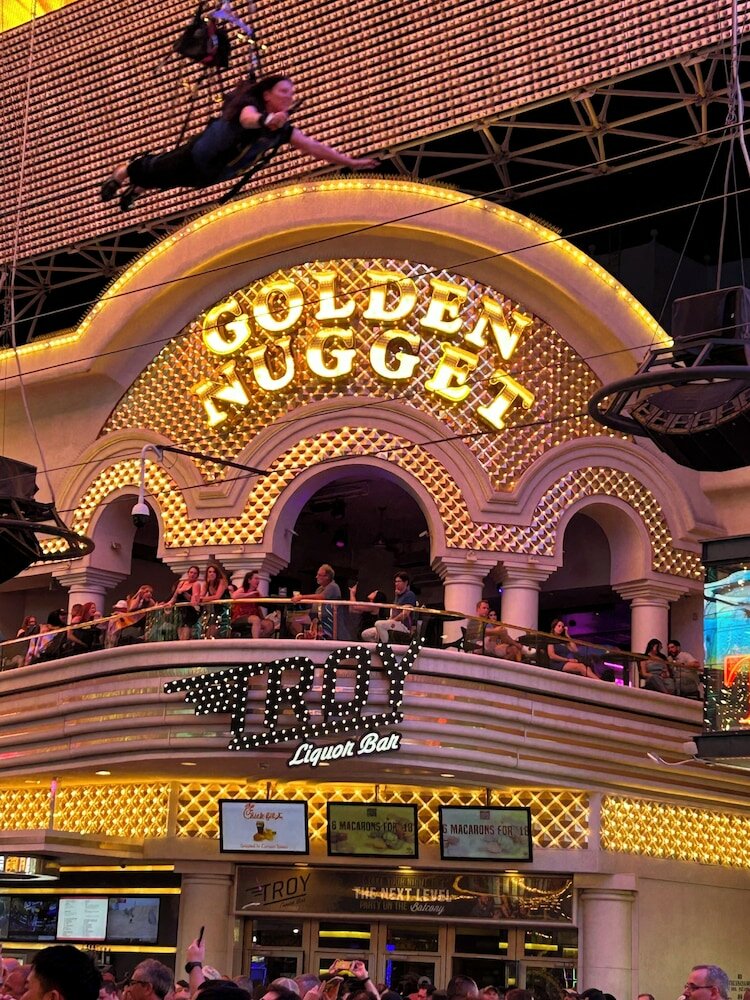 Фото Golden Nugget Las Vegas Hotel & Casino