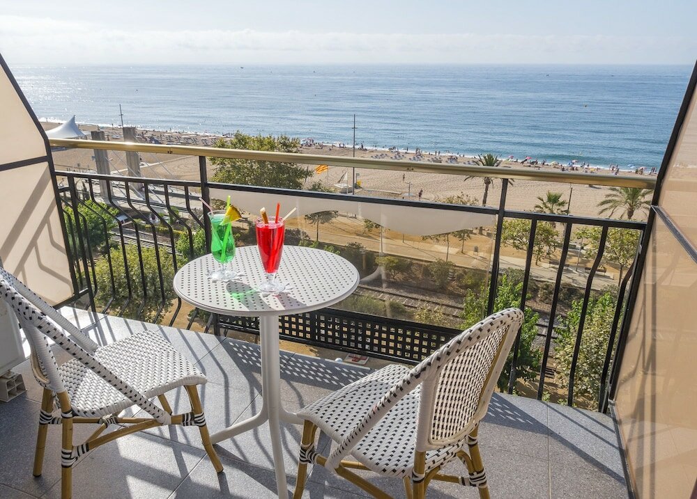 Фото  Checkin Garbí 