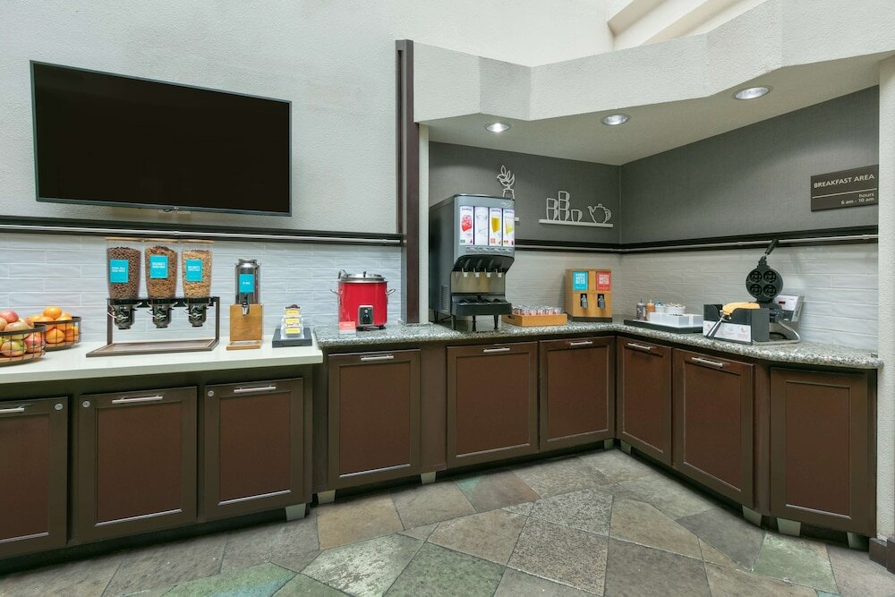 Фото Hampton Inn Santa Cruz