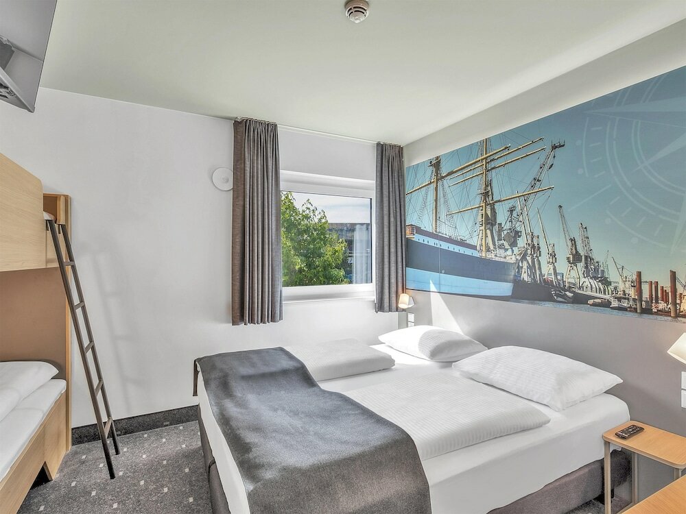 Фото B&b Hotel Hamburg-Harburg