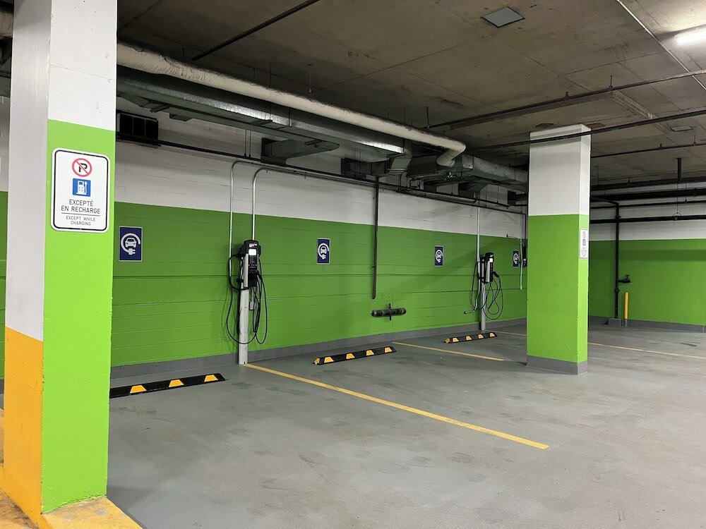 Фото Holiday Inn Montreal Centreville Downtown