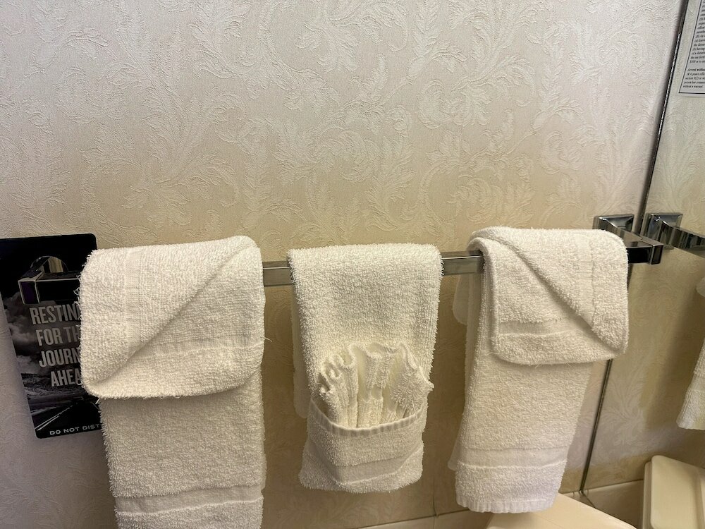 Фото Super 8 by Wyndham Lethbridge