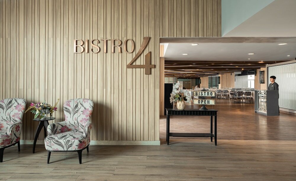 Фото Centara Life Government Complex Hotel & Convention Centre Chaeng Watthana