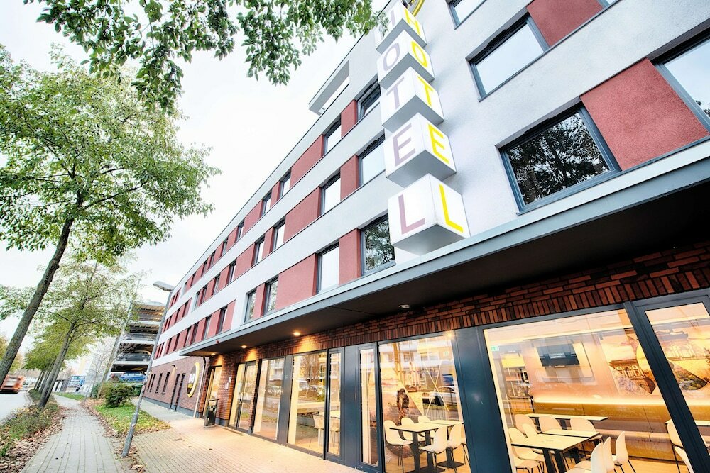 Фото B&b Hotel Kaiserslautern