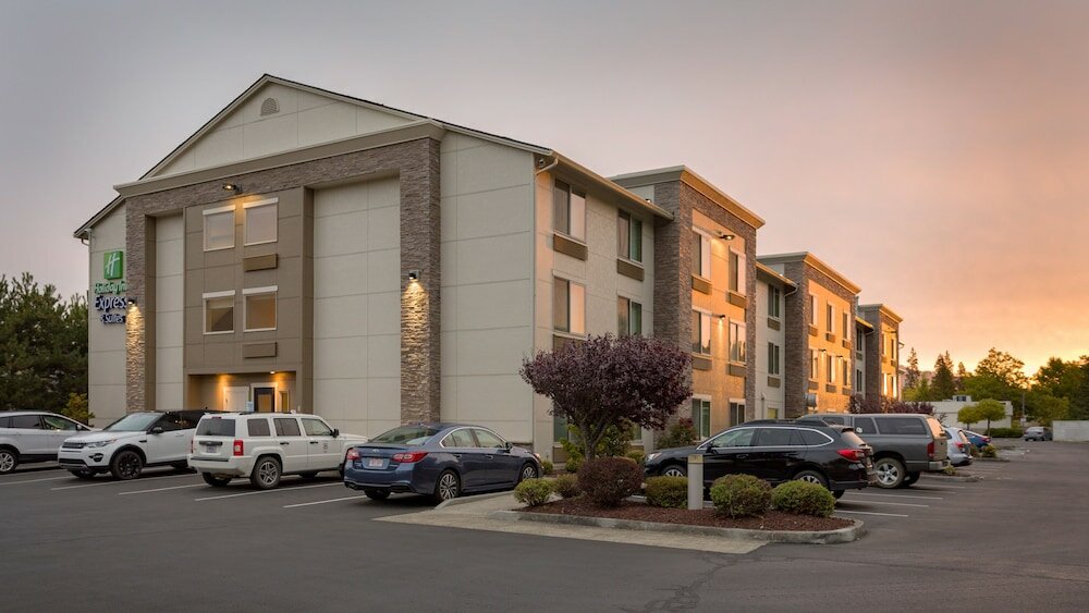 Фото Holiday Inn Express & Suites Hood River, an Ihg Hotel