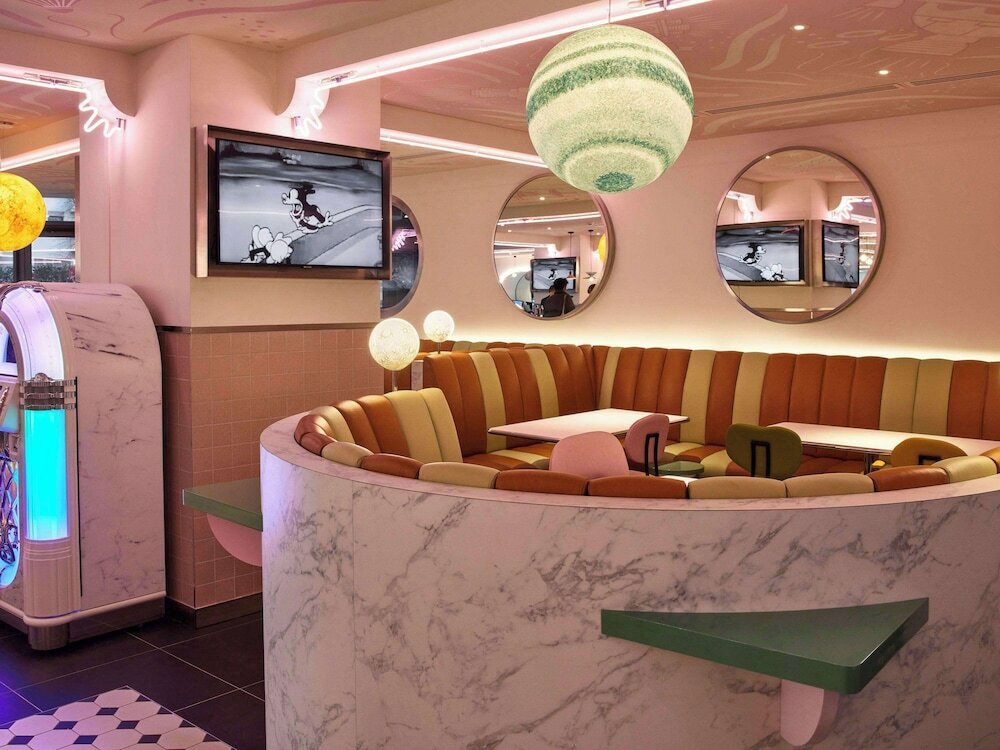 Фото Mama Shelter Paris La Défense