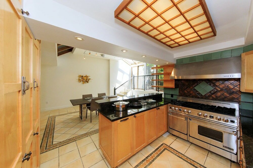 Фото Chelsea Pines Inn