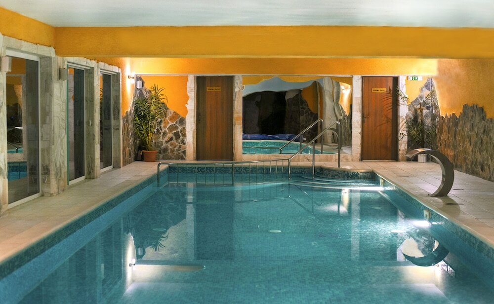 Фото Hotel Dixon