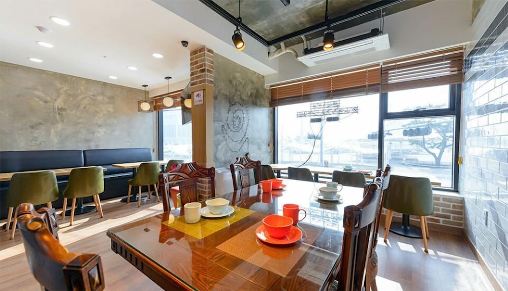 Фото Paulownia Hostel & Guest House