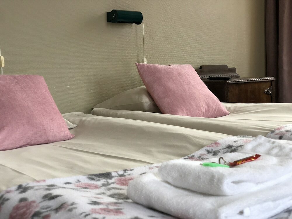 Фото Järnvägshotellet