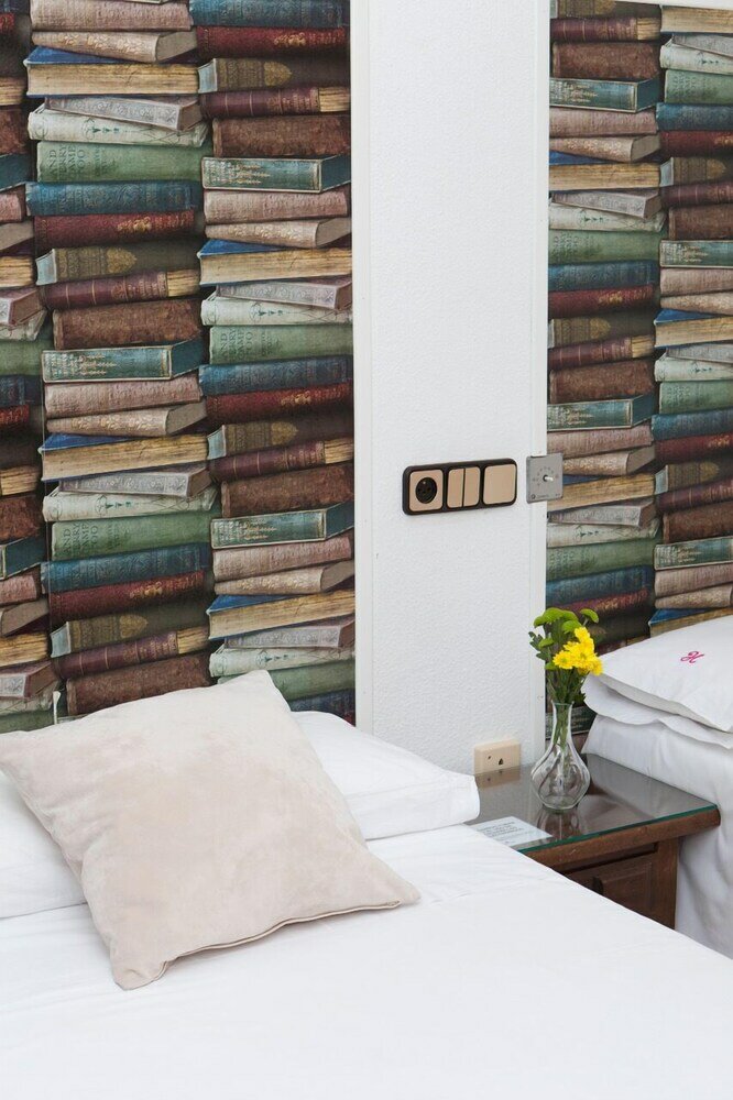 Фото Hostal Hispano Gran Vía