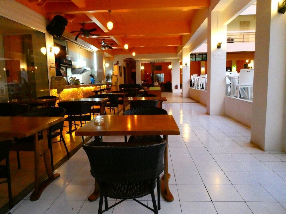 Фото Mango Lagoon Place