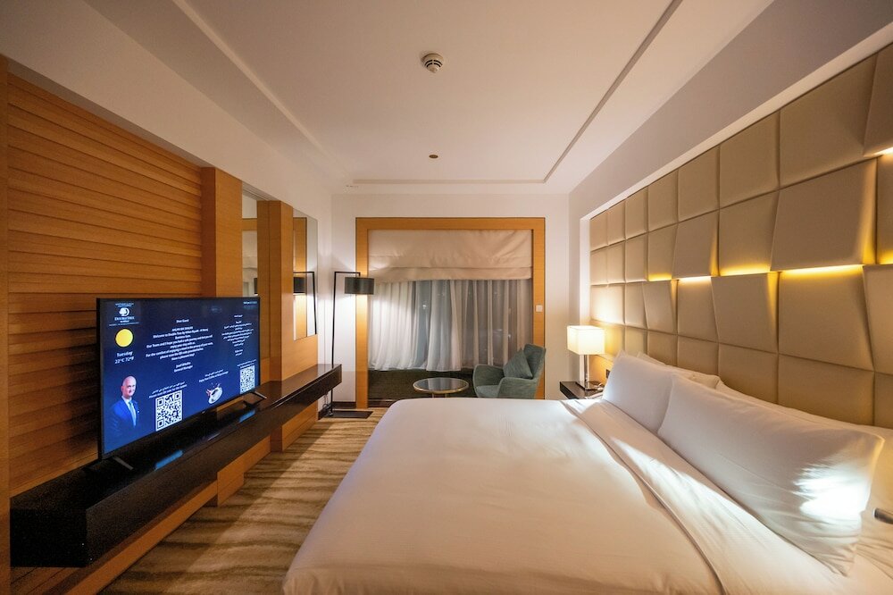 Фото DoubleTree by Hilton Riyadh - Al Muroj Business Gate