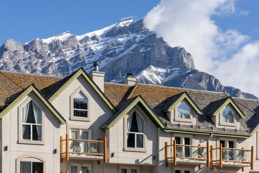 Фото Rundlestone Lodge