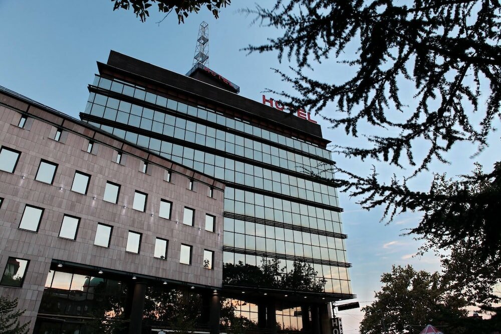 Фото Design Hotel Mr President