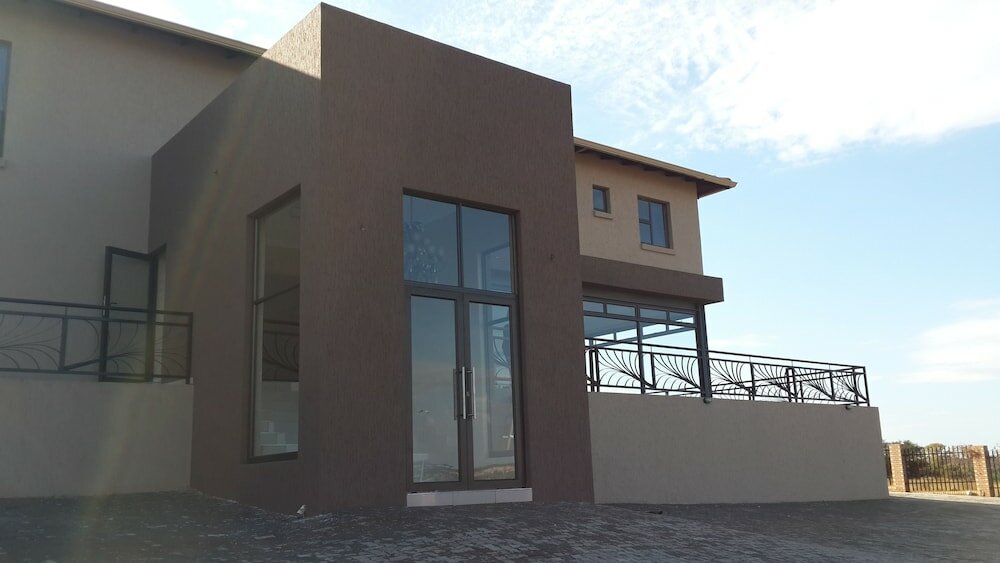 Фото Eagle Nest Luxury Accommodation