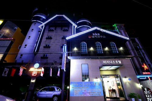 Гостиница Business Hotel в Чхунчхон-Намдо