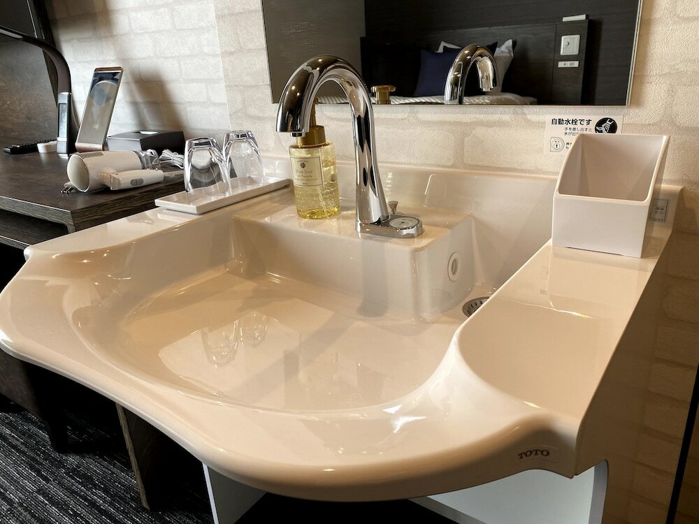 Фото The CelectonAbeno Matsubara Station