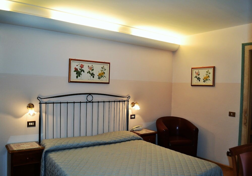 Фото Hotel Serena