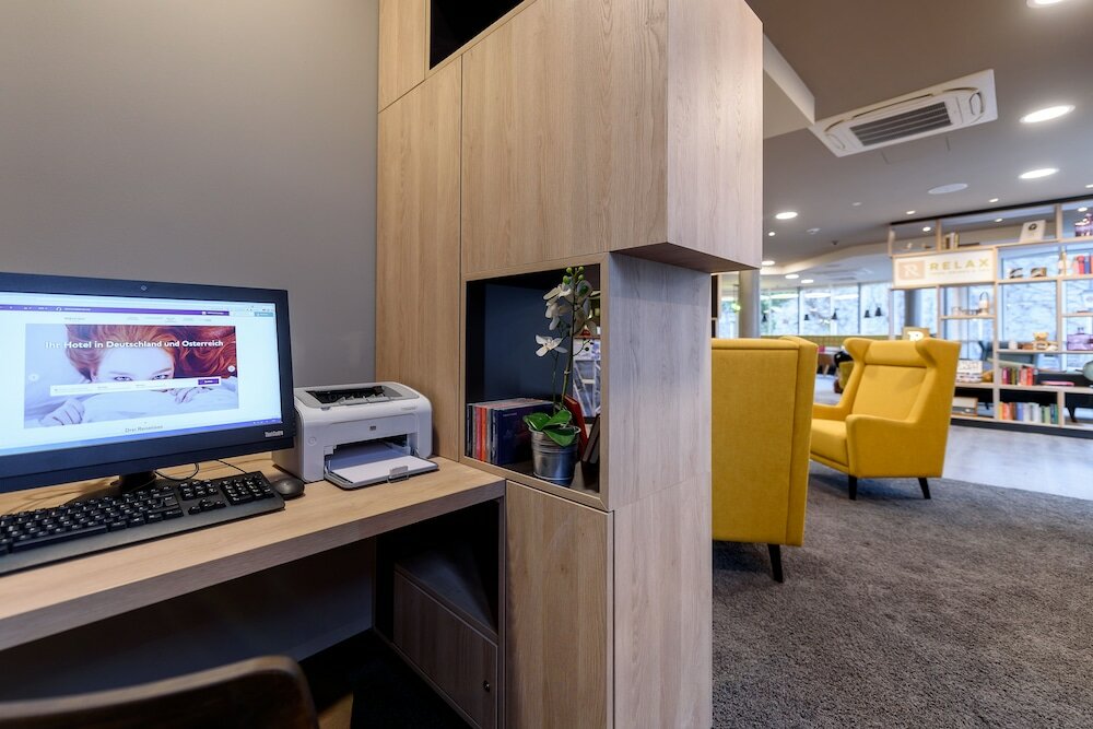 Фото Mercure Hotel Stuttgart Zuffenhausen