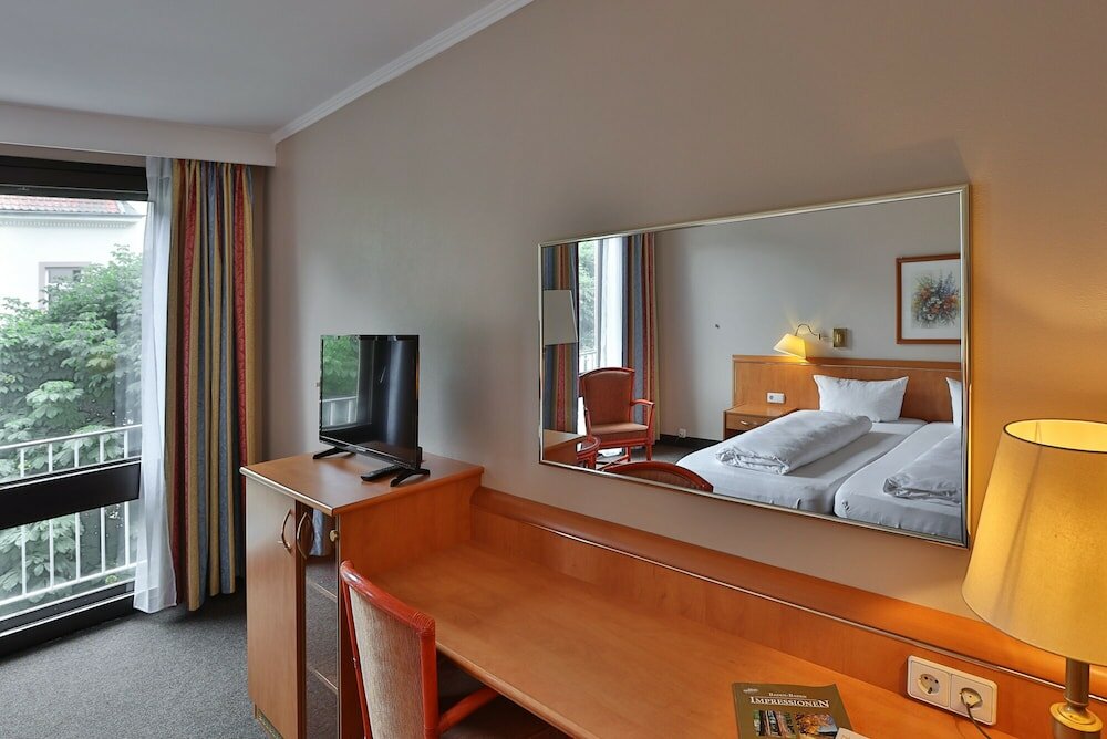 Фото Hotel Quellenhof