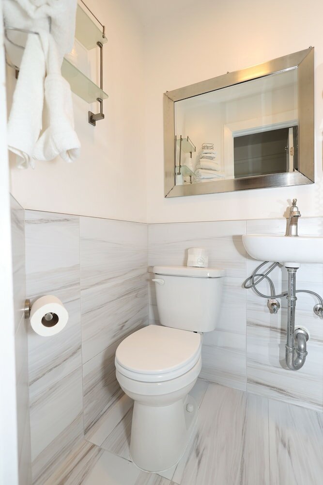 Фото Casa Loma Hotel