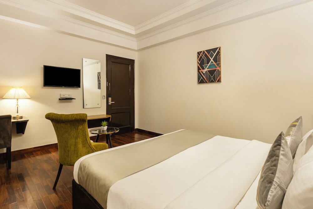 Фото The Allure Hotel R-57