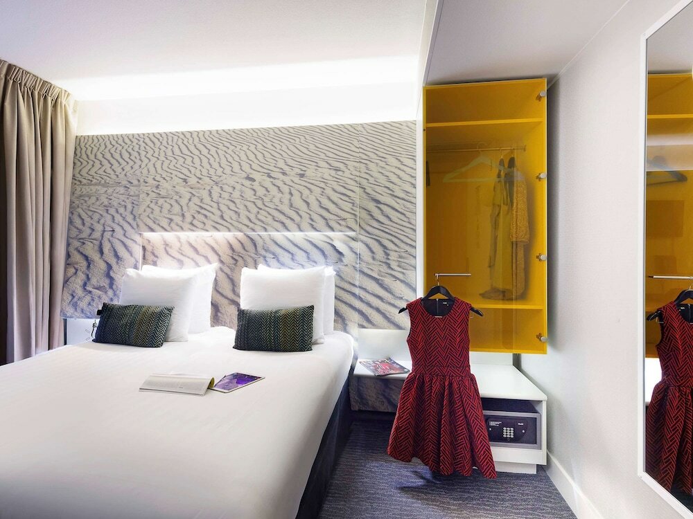 Фото Ibis Styles Amsterdam Central Station