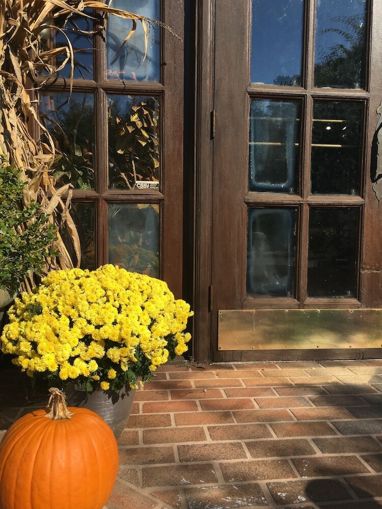 Фото Colts Neck Inn Hotel