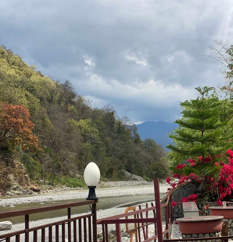 Фото Kunkhet Valley Resort