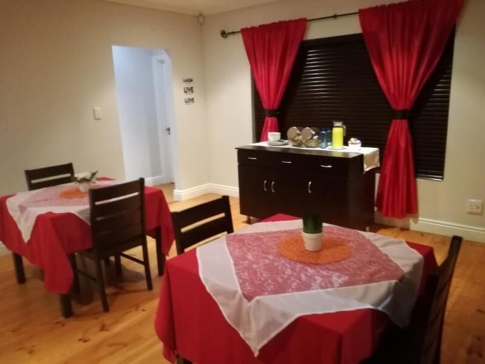 Фото King Guest Lodge