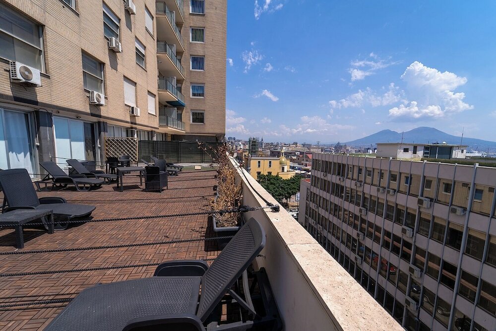 Фото B&b Le 4 Stagioni Dante's Suites