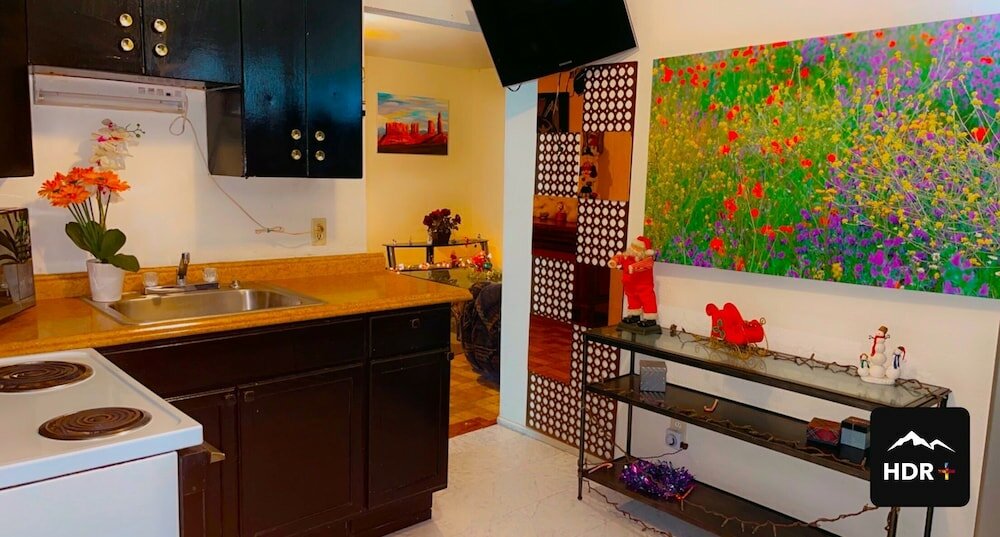 Фото The Yellow Penthouse