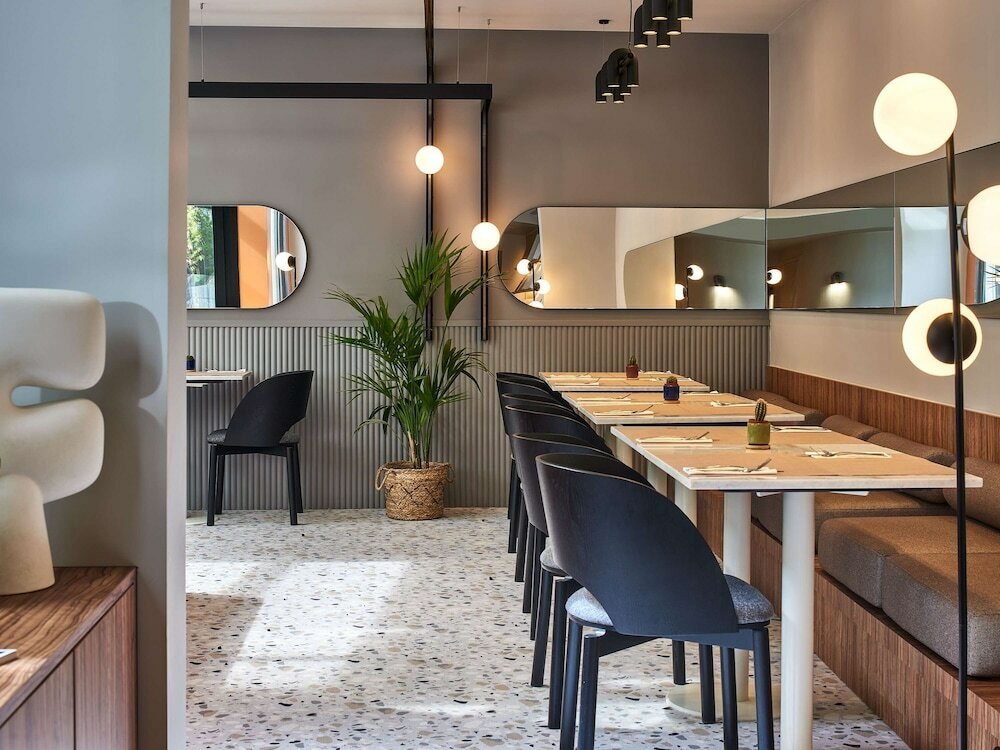 Фото Hotel Mercure Paris 15 Porte de Versailles