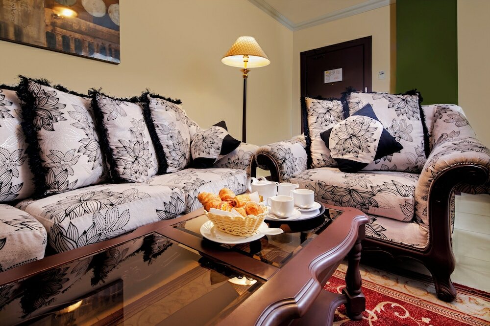 Фото Pars International Hotel