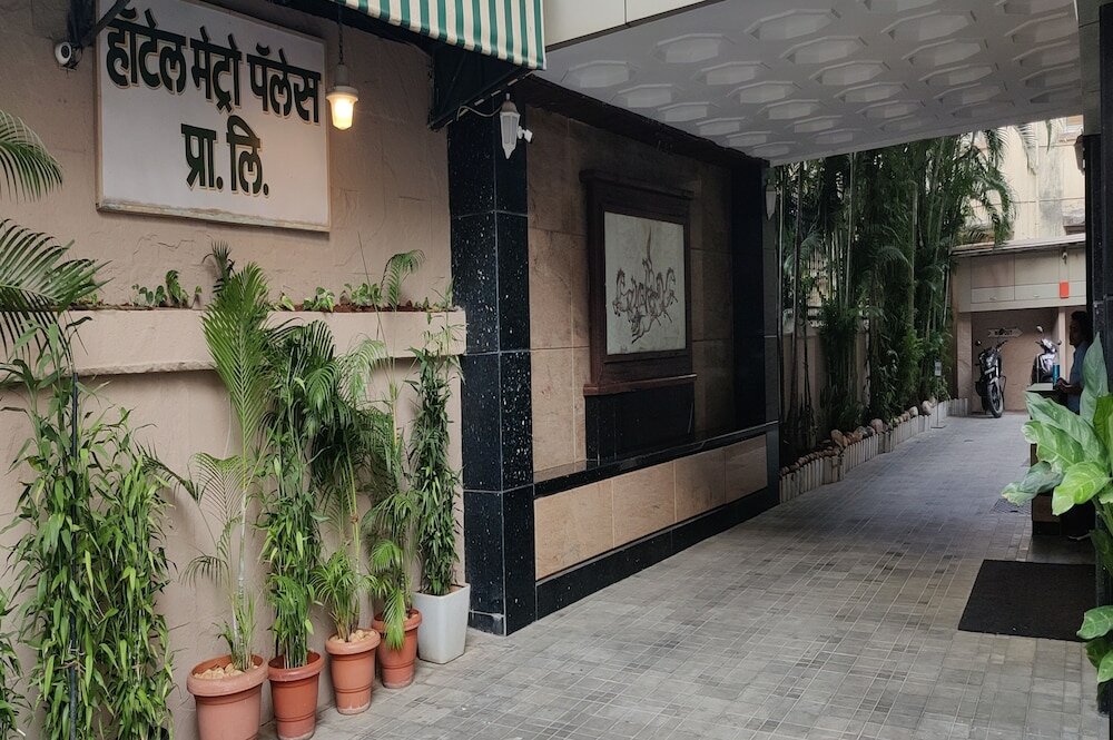 Фото Мини-отель Metro Palace