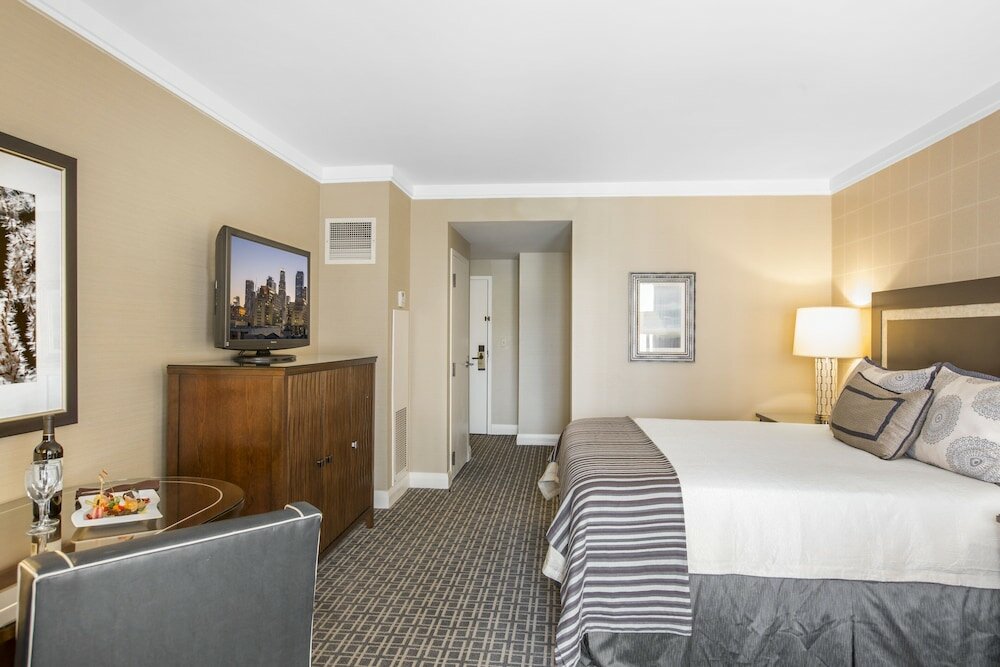 Фото Omni Los Angeles Hotel at California Plaza