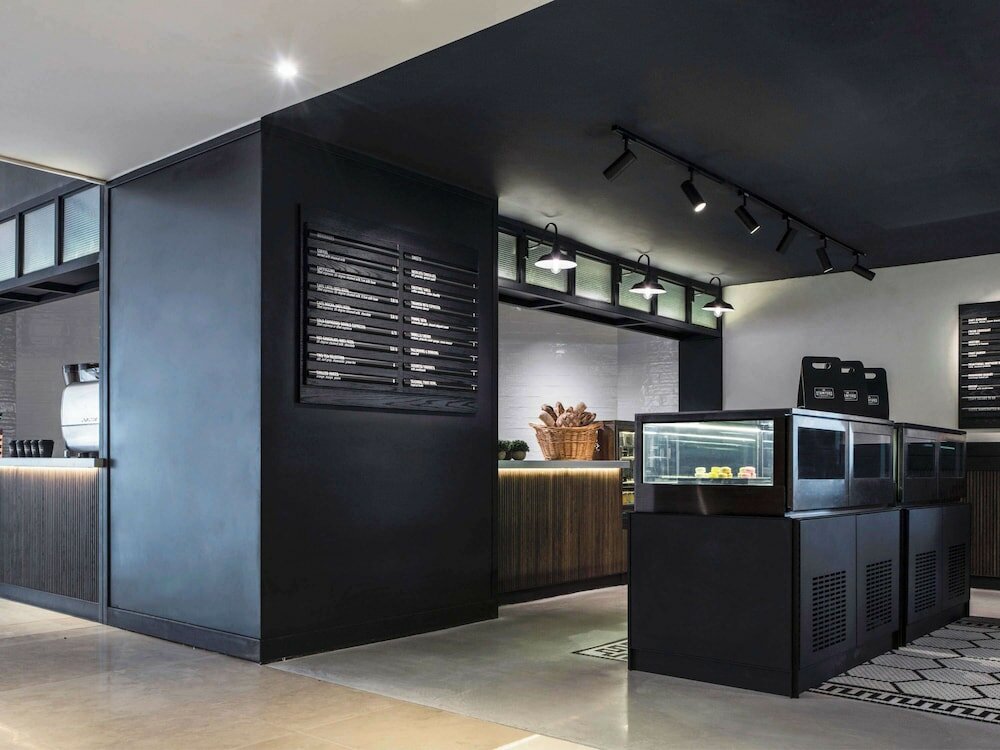 Фото Swissotel The Stamford, Singapore