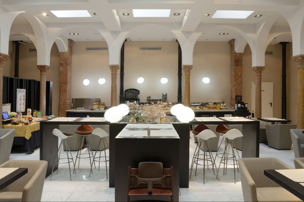 Фото Petit Palace Plaza Malaga Hotel