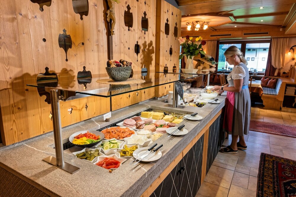 Фото Alpinhotel Berghaus