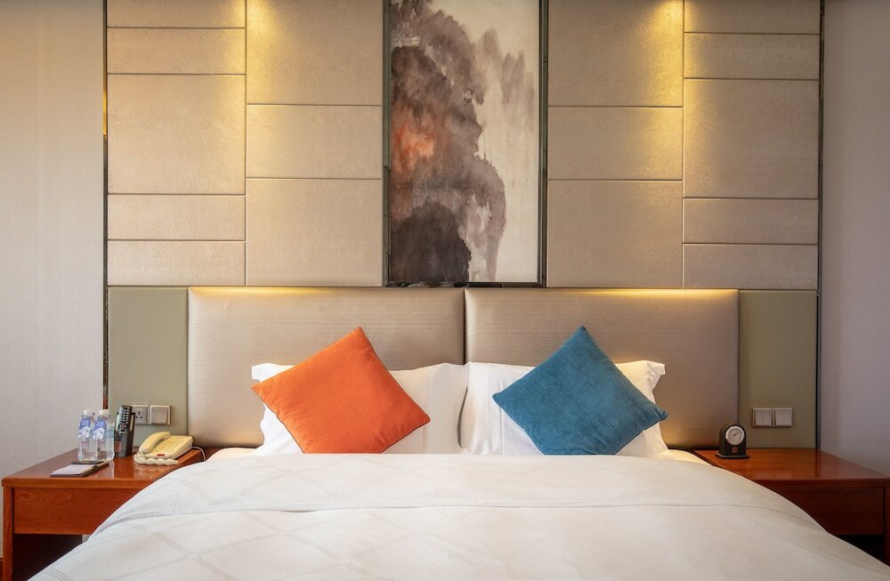 Фото Zhangjiajie Huatian Hotel