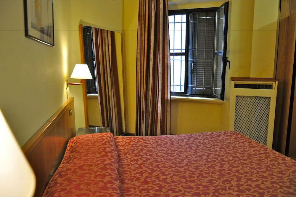 Фото Hotel Vecchia Milano