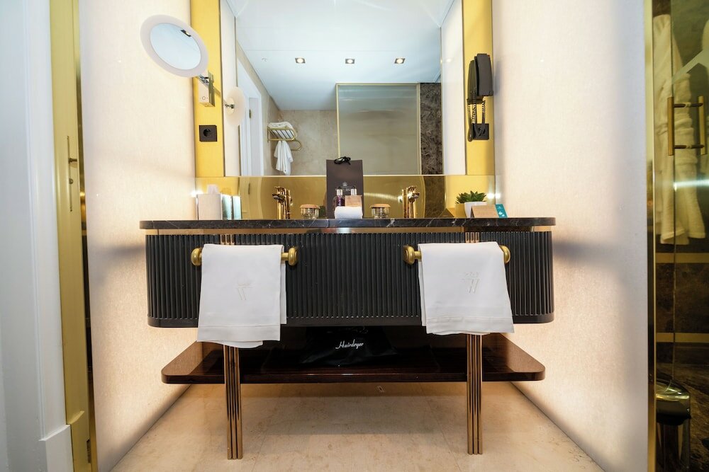 Фото Wellington Hotel & SPA Madrid