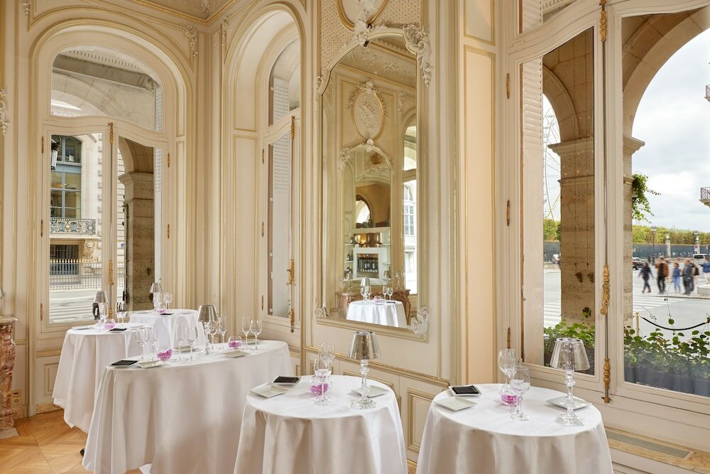 Фото Regina Louvre